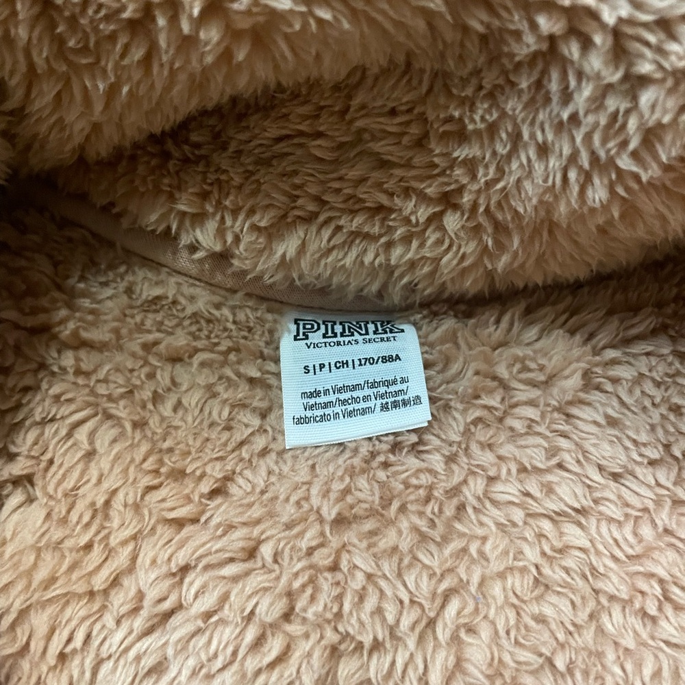 PINK VS Soft Tan Teddy Pullover Sz Small - Picture 5 of 8